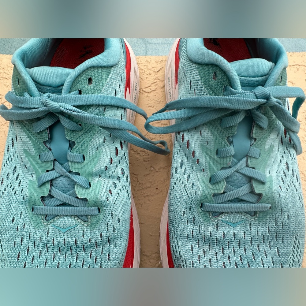 Hoka One One Clifton 8 Wide Aquarella Blue Running Shoe Women Size 9D VGC Clean - Picture 10 of 16